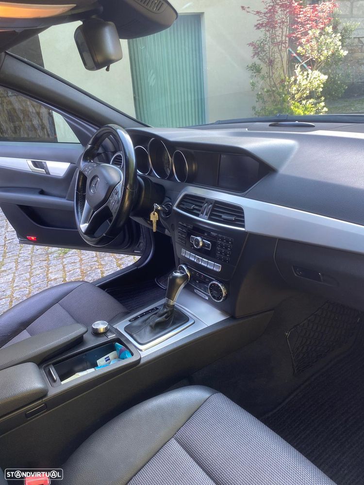 Mercedes-Benz C 220 - 6