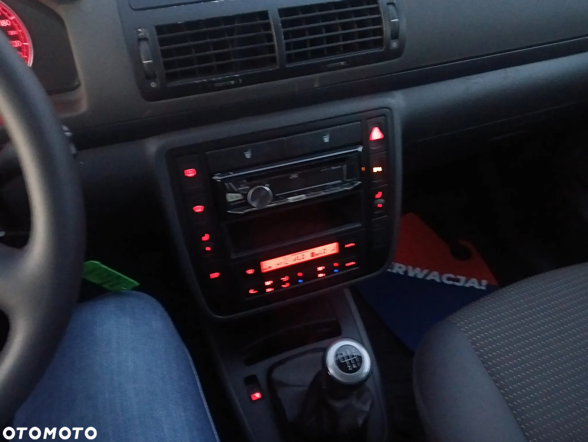 Seat Alhambra 2.0 Reference - 33