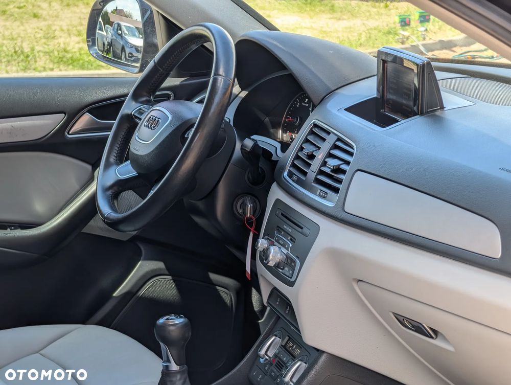 Audi Q3 2.0 TDI Edycja Specjalna - 31