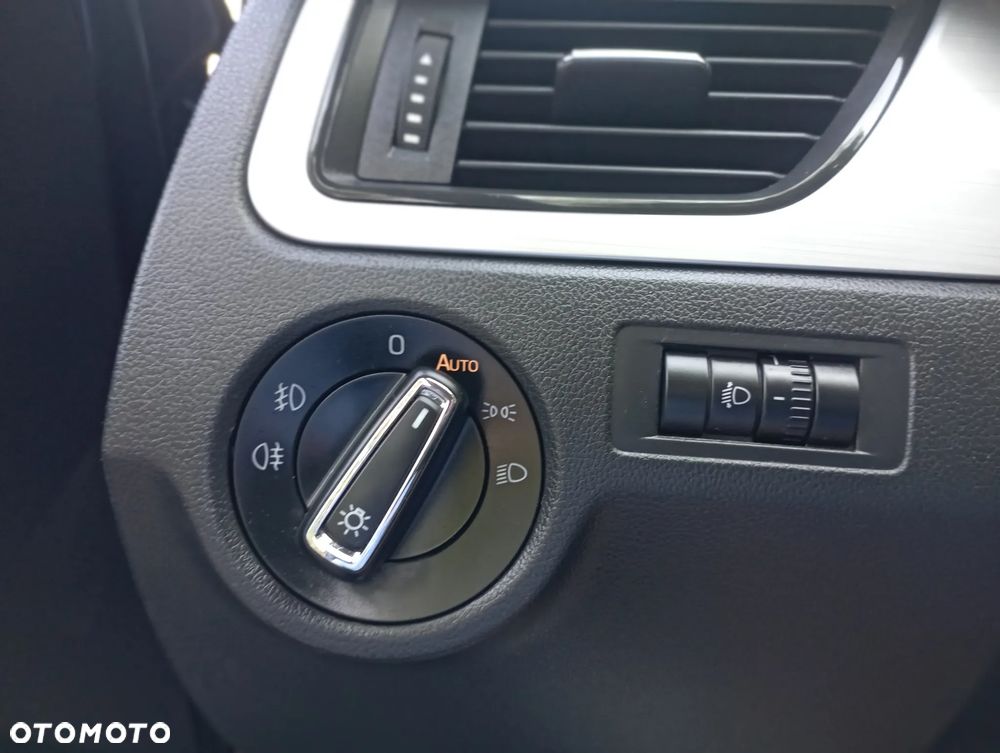 Skoda RAPID 1.4 TDI DPF Ambition - 19