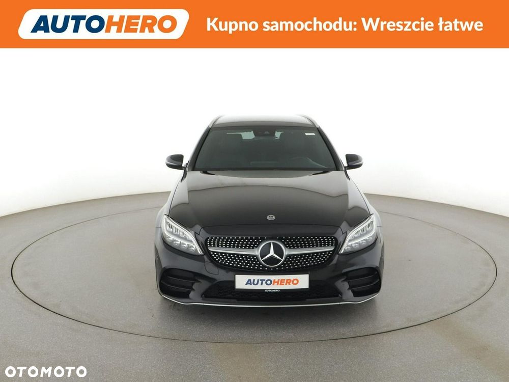 Mercedes-Benz Klasa C 300 9G-TRONIC AMG Line - 12