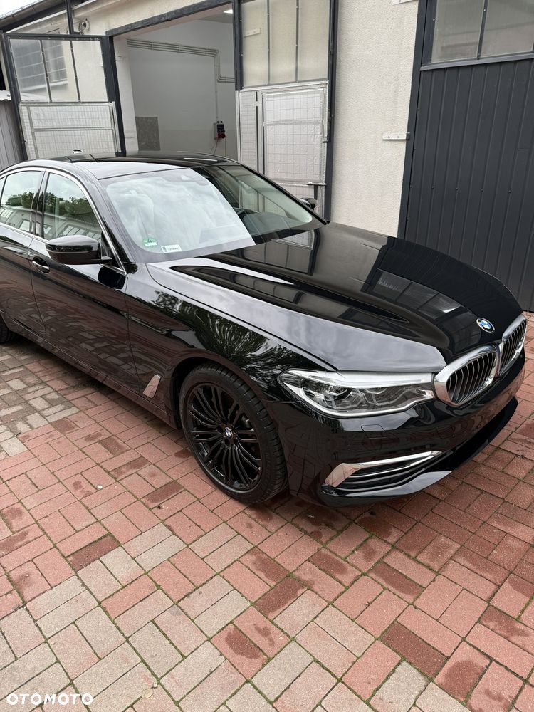 BMW Seria 5 530e iPerformance Luxury Line - 8