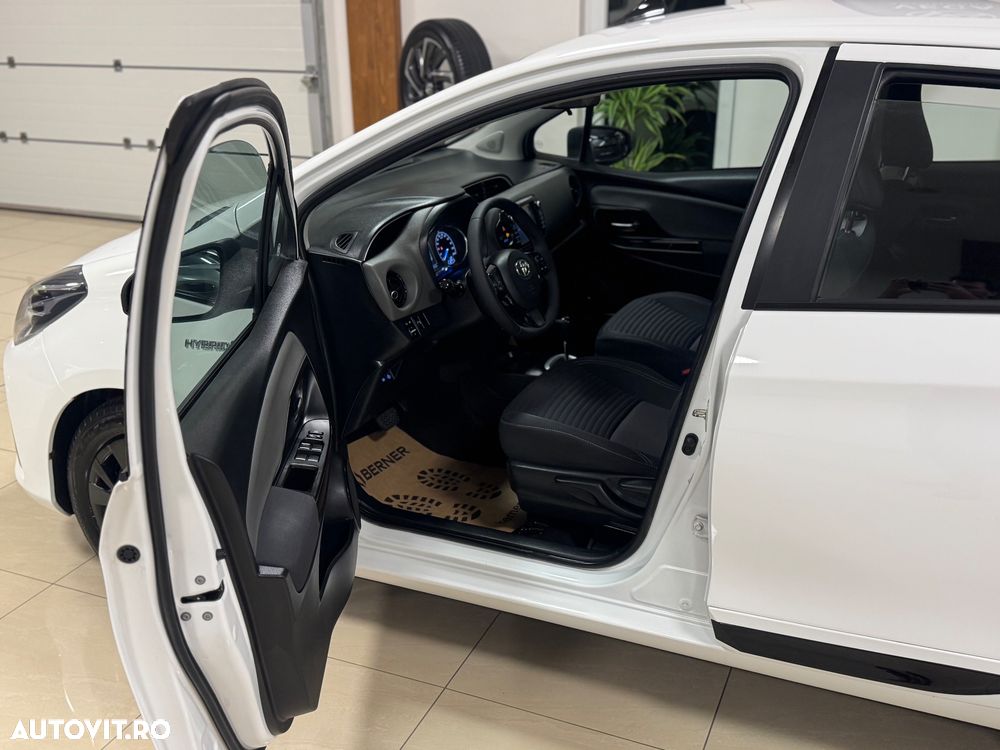 Toyota Yaris 1.5 VVT-i HSD Luna - 8