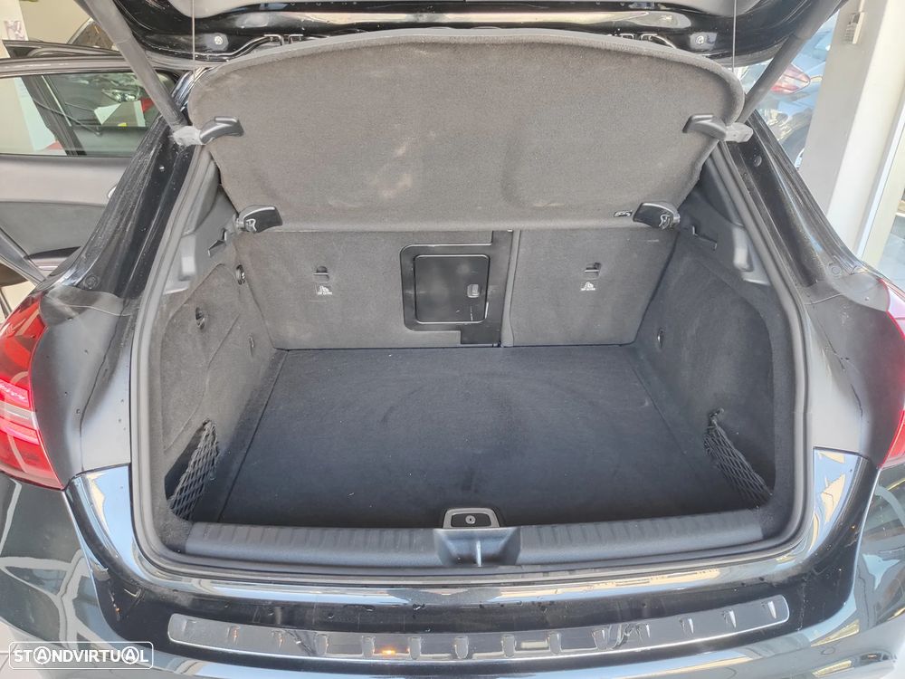 Mercedes-Benz GLA 200 d 7G-DCT AMG Line - 17