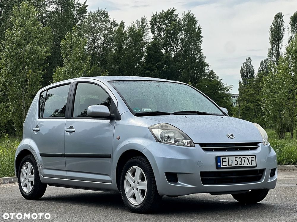 Daihatsu Sirion 1.0 CooLine - 2