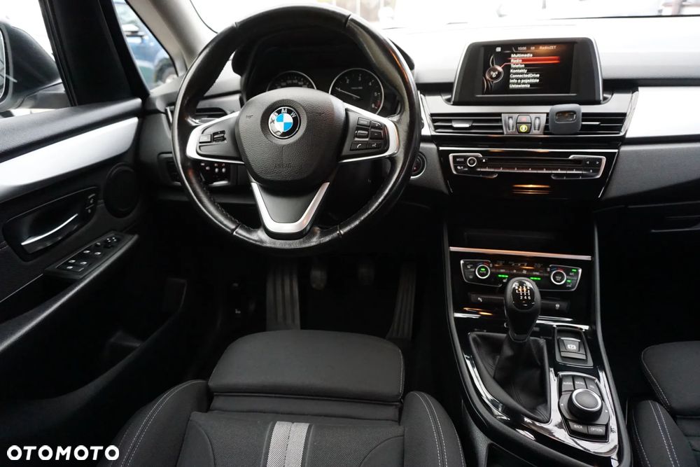 BMW Seria 2 216d Active Tourer - 13