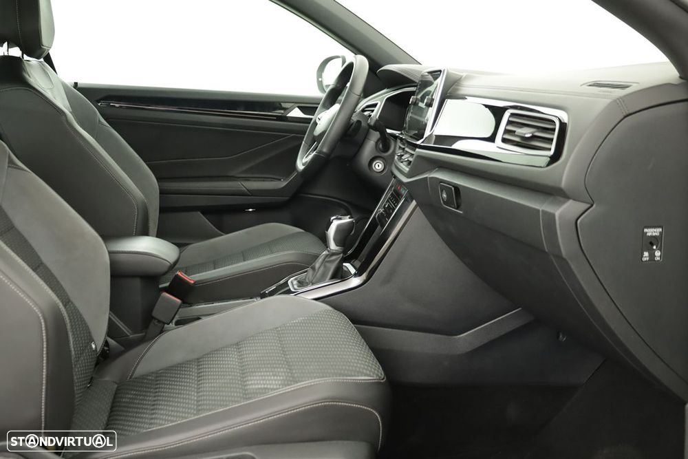 VW T-Roc Cabrio 1.5 TSI R-Line DSG - 24