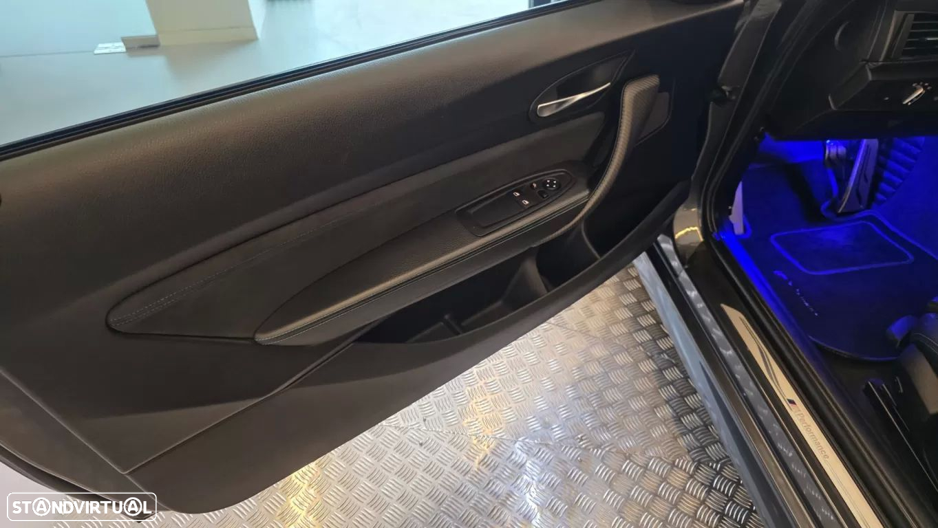 BMW M2 Auto - 43
