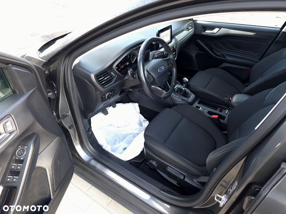 Ford Focus 2.0 EcoBlue Titanium - 8