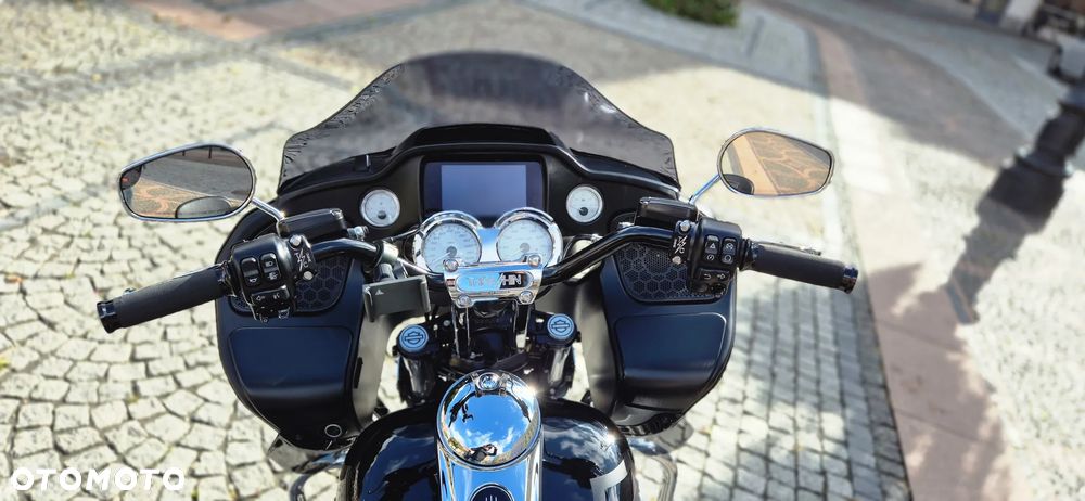 Harley-Davidson Touring Road Glide - 8