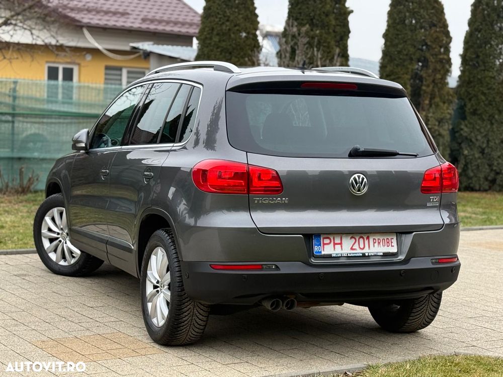 Volkswagen Tiguan 2.0 TDI DPF BlueMotion Technology Lounge Sport & Style - 3