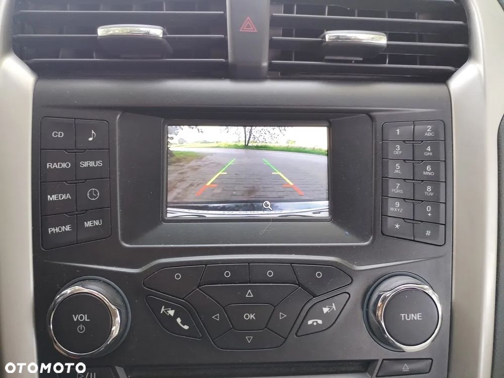 Ford Mondeo 2.0 EcoBoost STart-Stopp Autom Vignale - 17