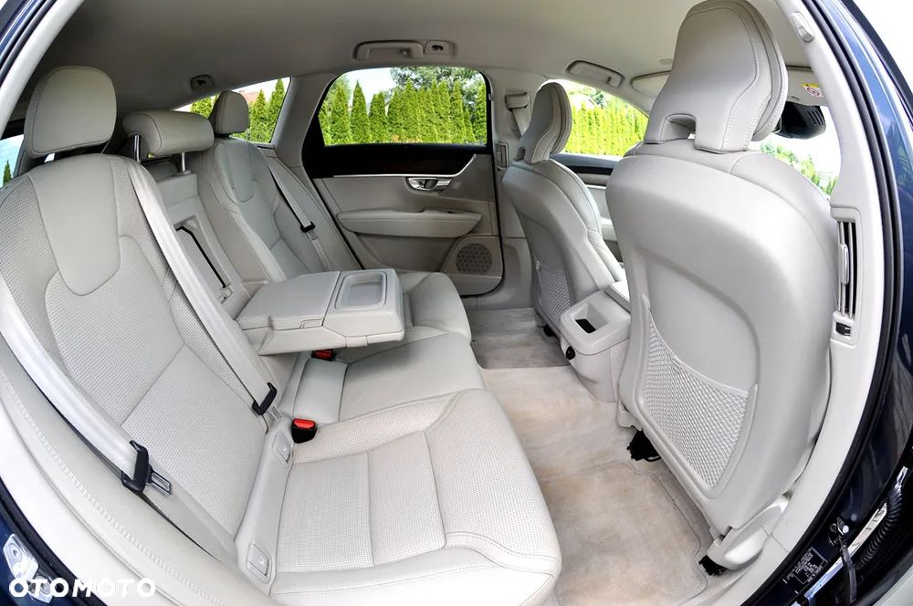 Volvo V90 D4 Geartronic Inscription - 28