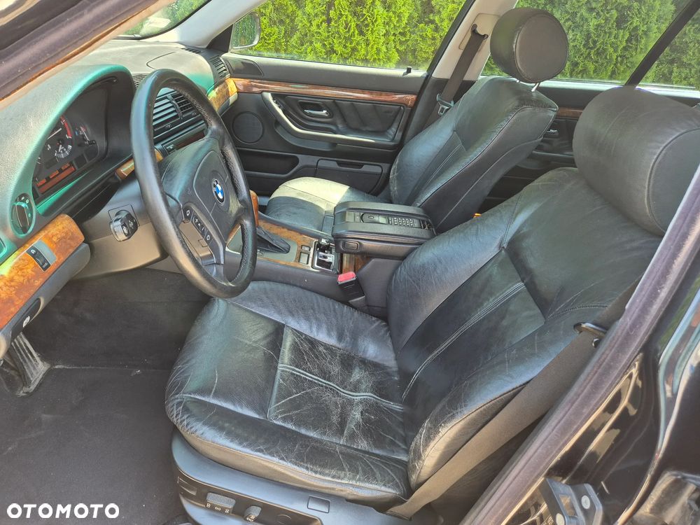 BMW Seria 7 - 9