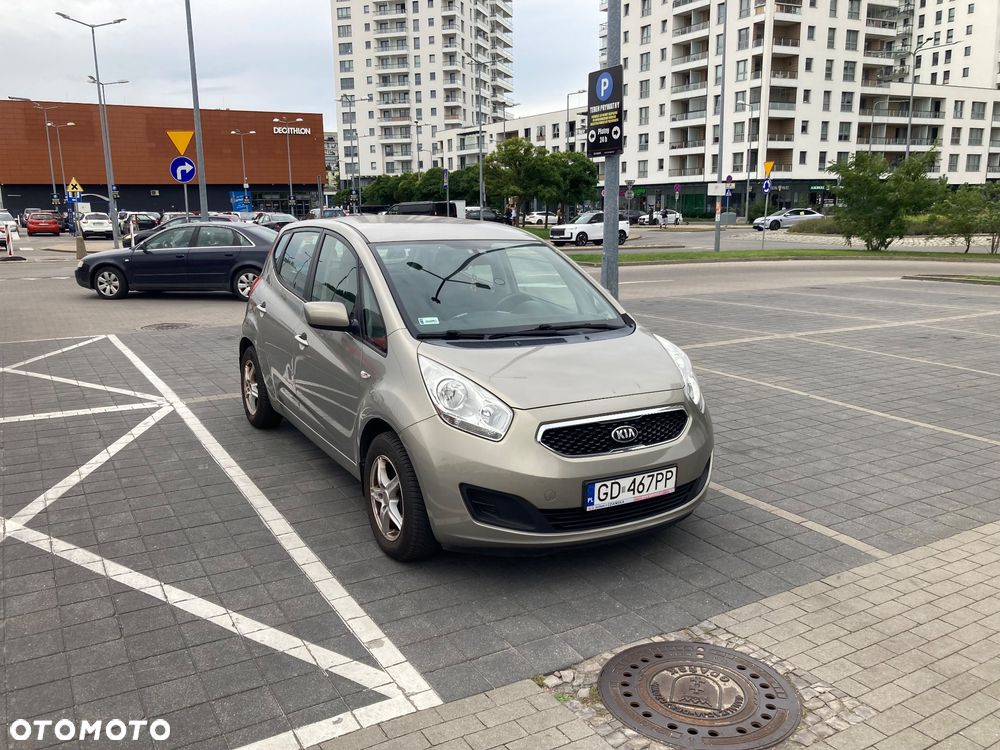 Kia Venga - 3