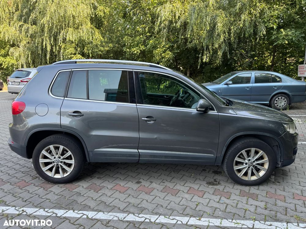 Volkswagen Tiguan 2.0 TDI 4Motion DSG Sport & Style - 5