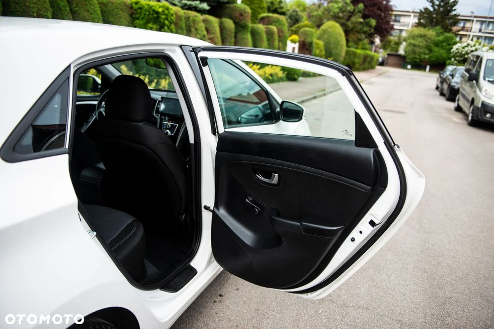 Hyundai i30 1.4 Trend - 34