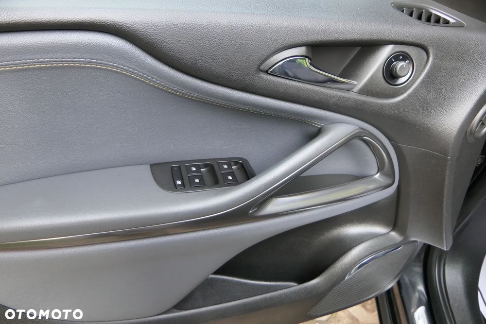 Opel Zafira 2.0 CDTI Cosmo - 32