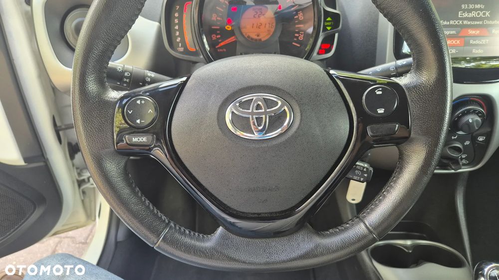 Toyota Aygo x-play - 24