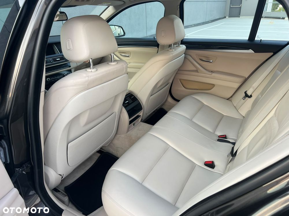 BMW Seria 5 520i Modern Line - 18