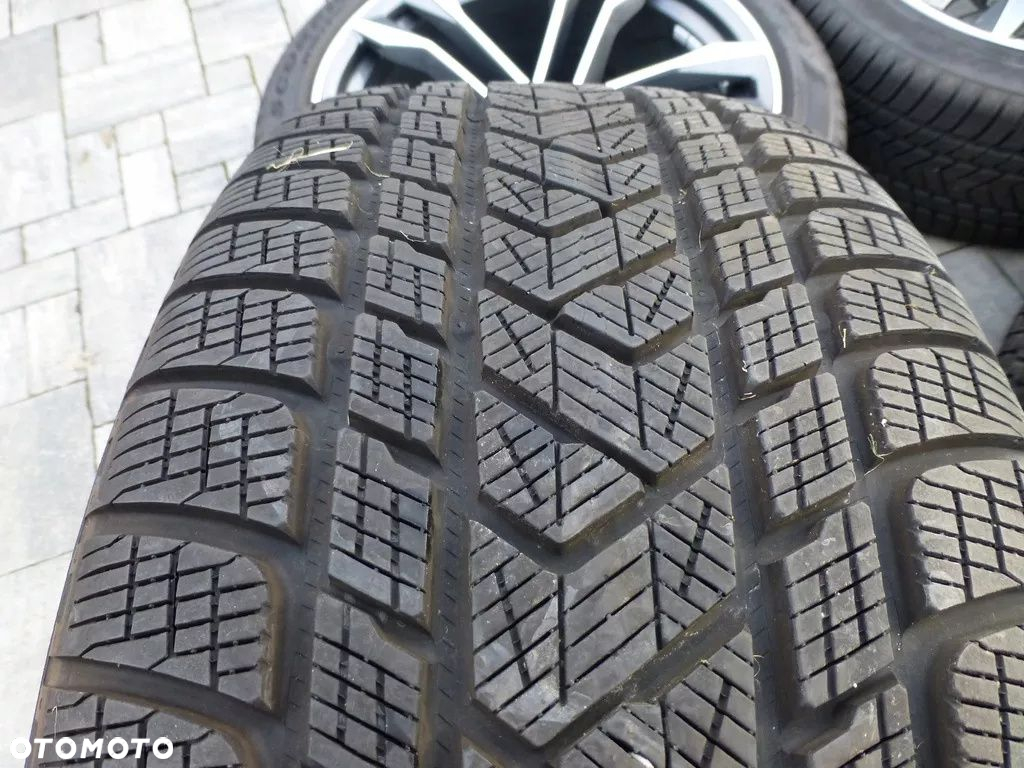 KOŁA ZIMOWE AUDI Q7 SQ7 RSQ8 Q8 SQ8 22'' PIRELLI - 8