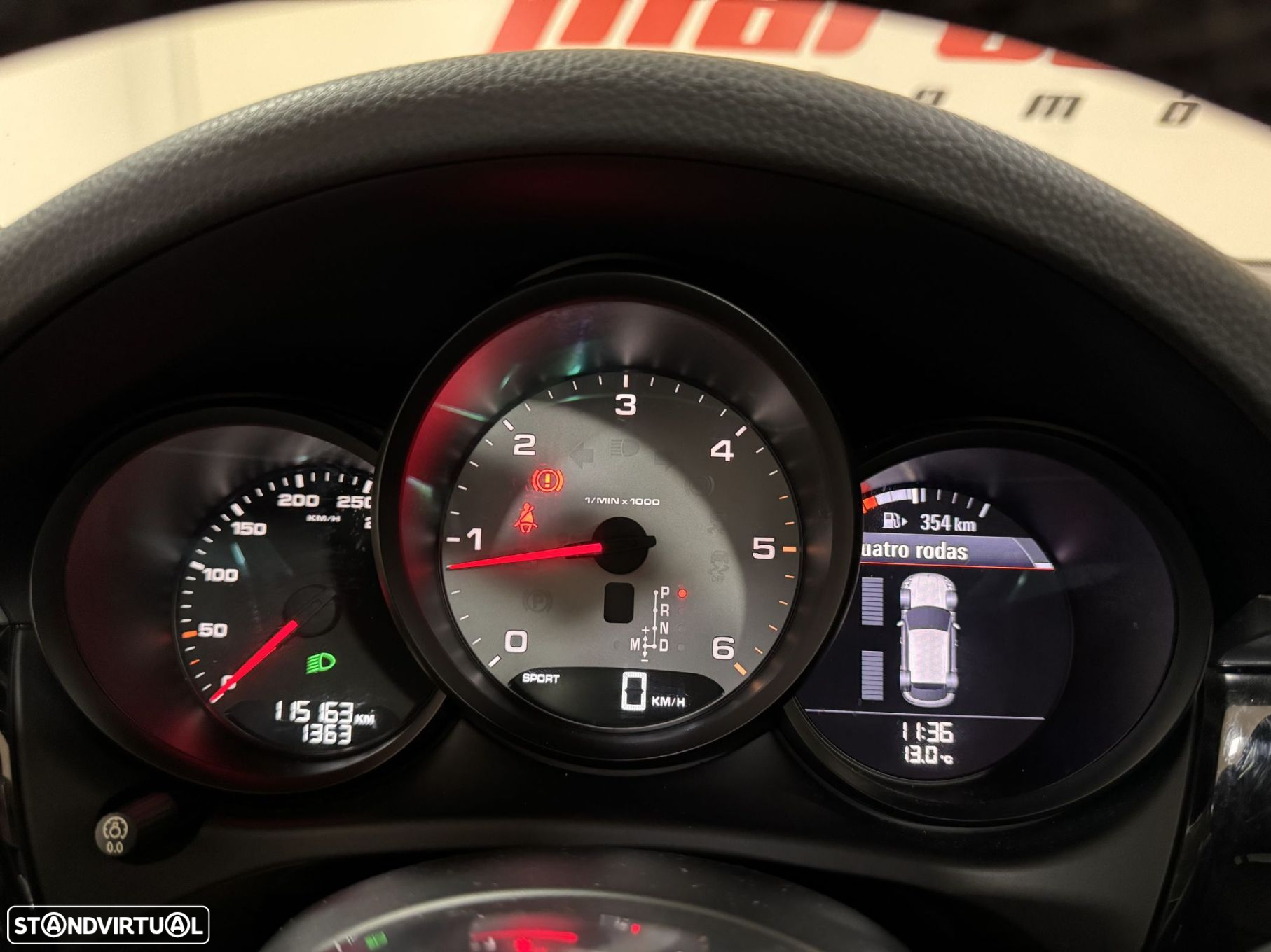 Porsche Macan S - 32
