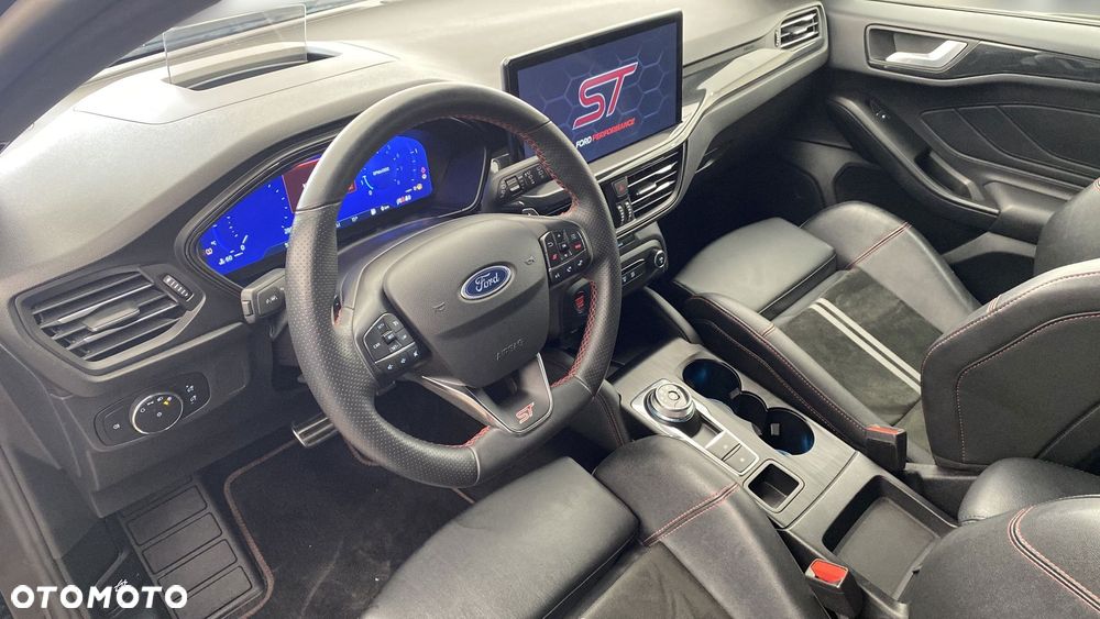 Ford Focus 2.3 EcoBoost ST X - 10
