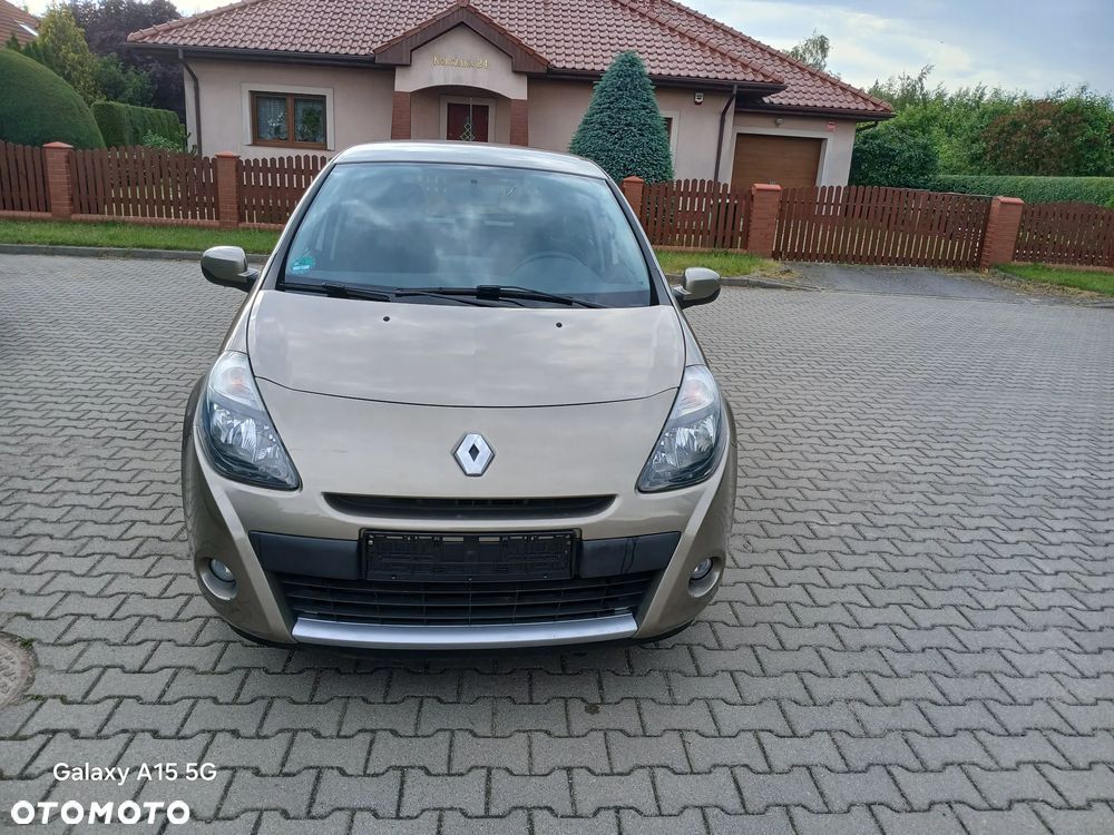 Renault Clio TCe 100 TomTom Edition - 9