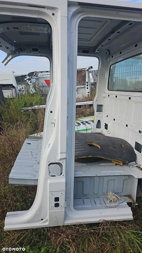 MASTER III MOVANO słupek próg lewy - 1