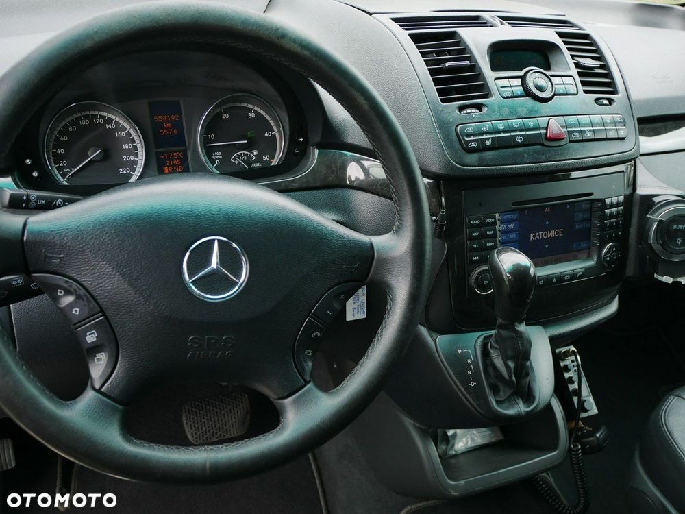Mercedes-Benz Viano - 10