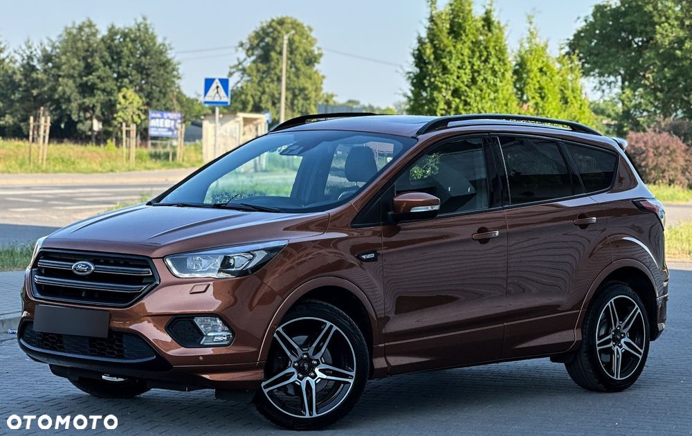 Ford Kuga 2.0 TDCi 4x4 ST-Line - 4