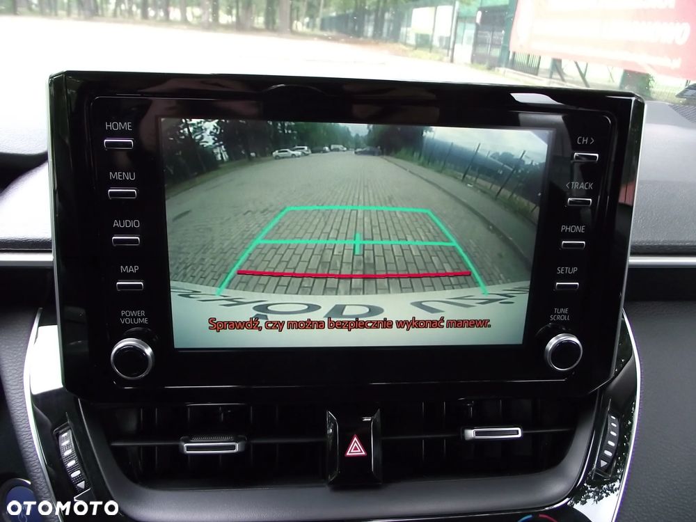 Toyota Corolla 1.8 Hybrid Active - 26