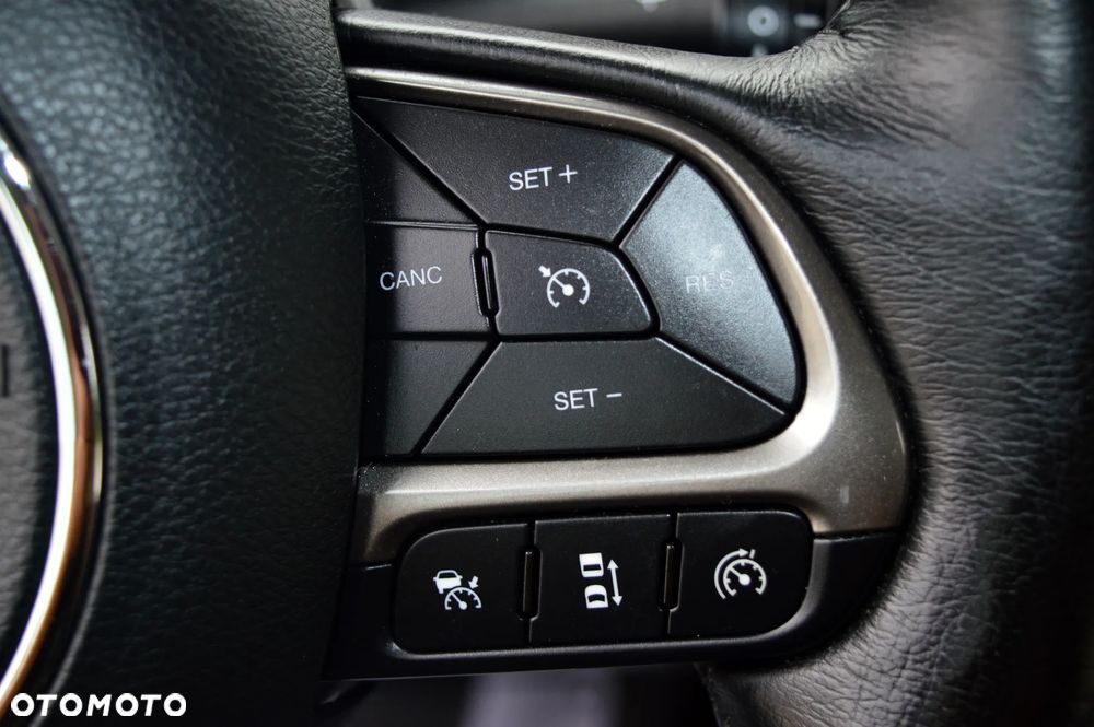 Jeep Renegade - 34