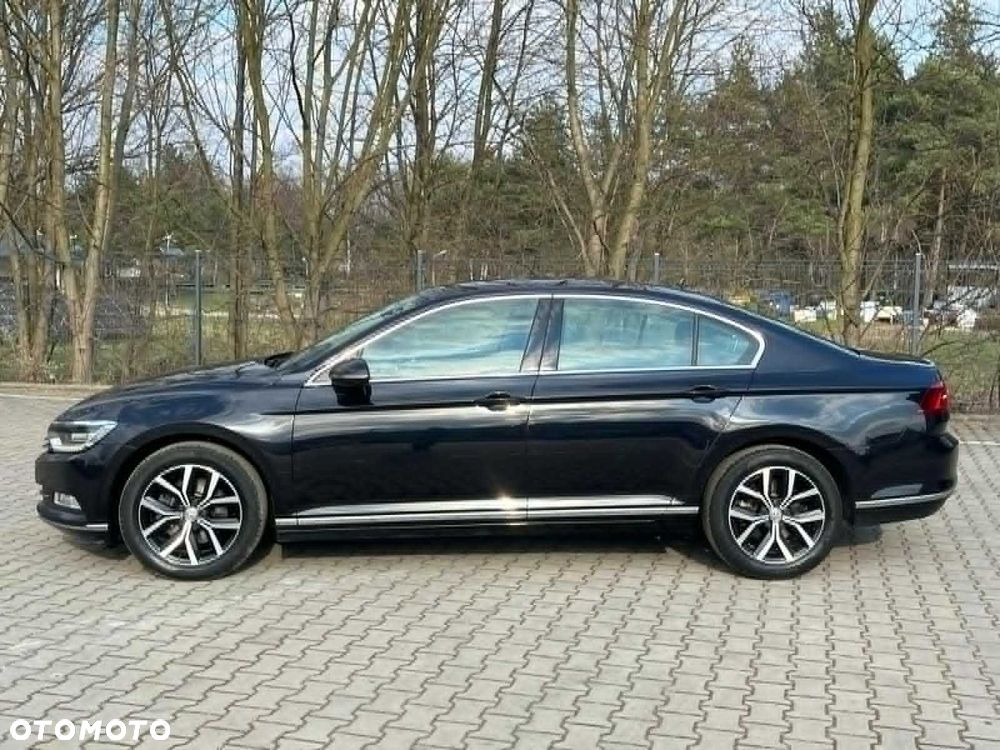 Volkswagen Passat - 3