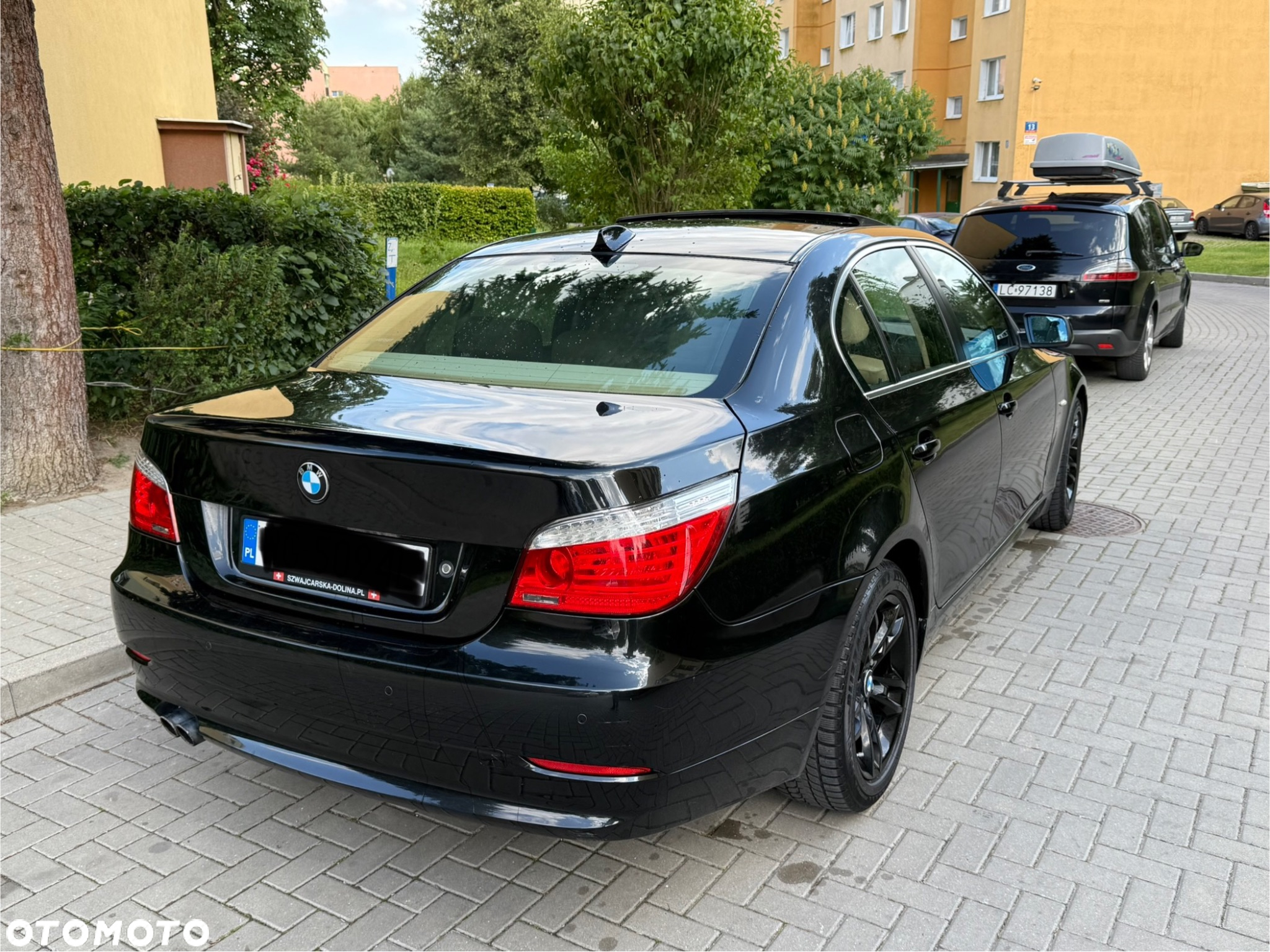 BMW Seria 5 525i xDrive Edition Exclusive - 16