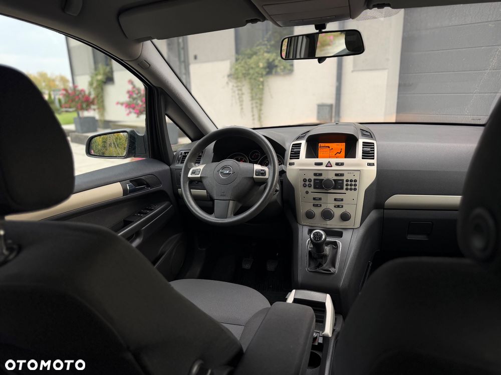Opel Zafira 1.6 Innovation - 8