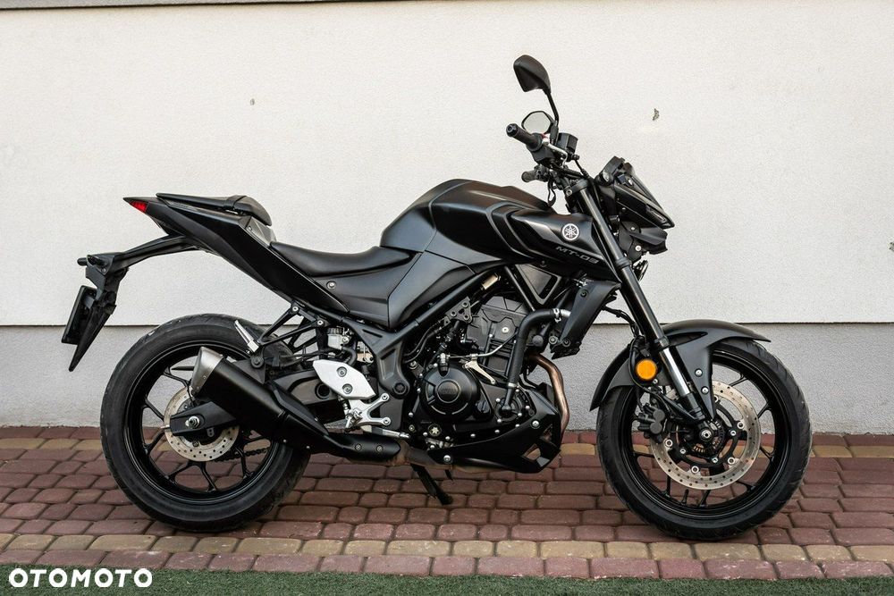 Yamaha MT - 2