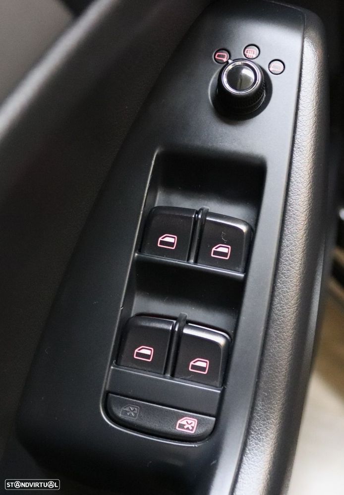 Audi Q5 2.0 TDI Advance - 10