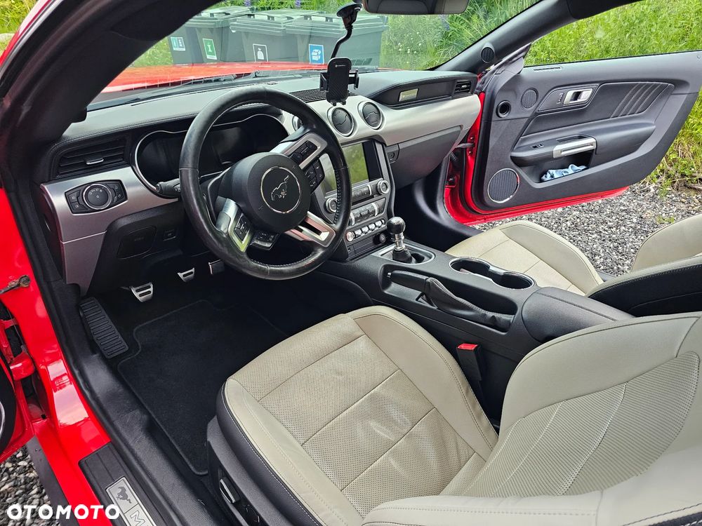Ford Mustang 2.3 EcoBoost - 11