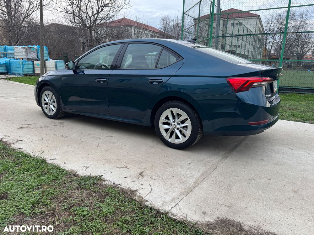 Skoda Octavia 2.0 TDI DSG Style - 4