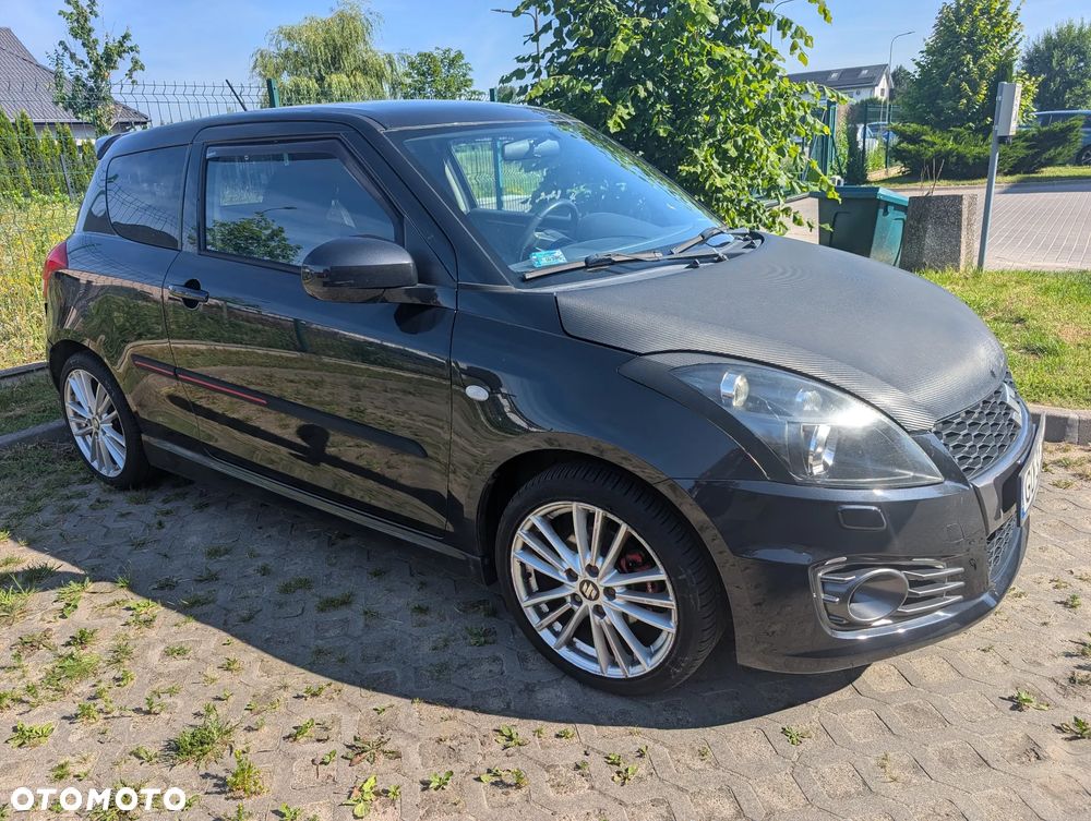 Suzuki Swift - 1