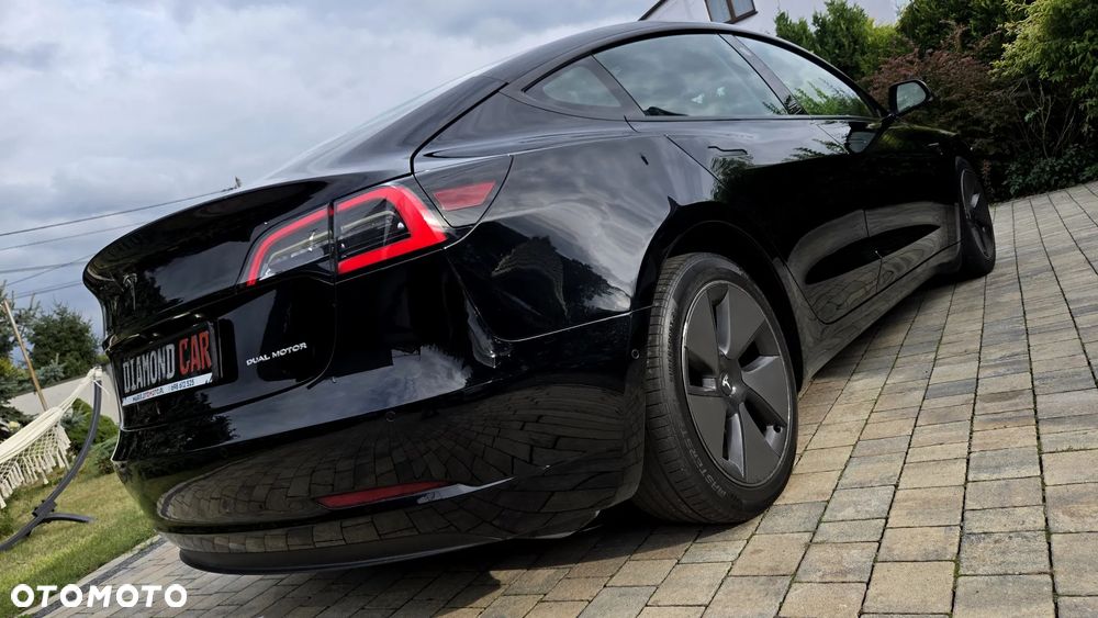 Tesla Model 3 - 14