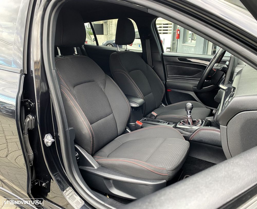 Ford Focus SW 1.0 EcoBoost MHEV ST-Line - 5