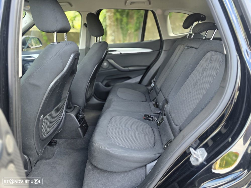 BMW X1 xDrive25e xLine - 24