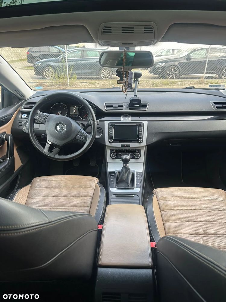 Volkswagen Passat 2.0 TDI Highline - 8