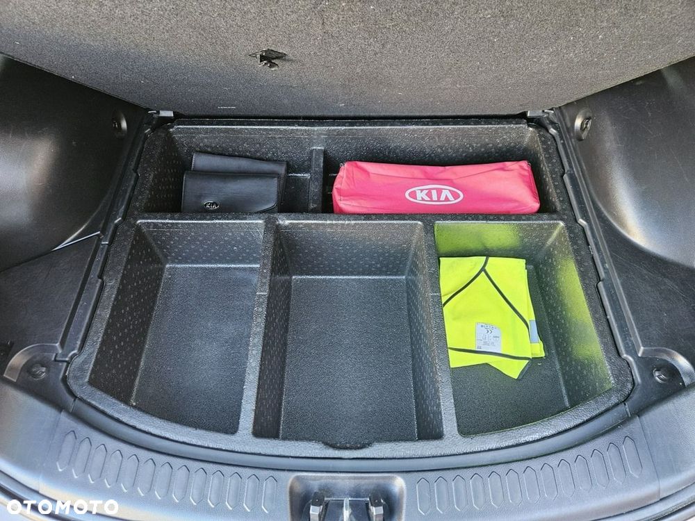 Kia Sportage 1.6 GDI Business Line M 2WD - 27
