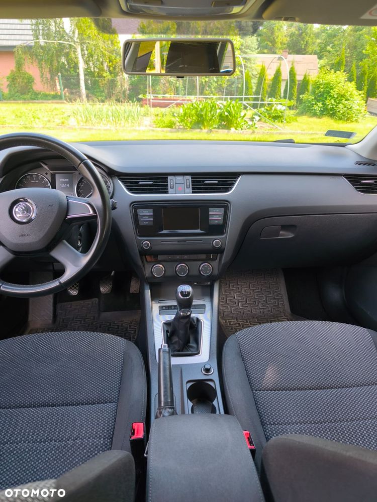 Skoda Octavia 1.6 TDI DPF Ambition - 11