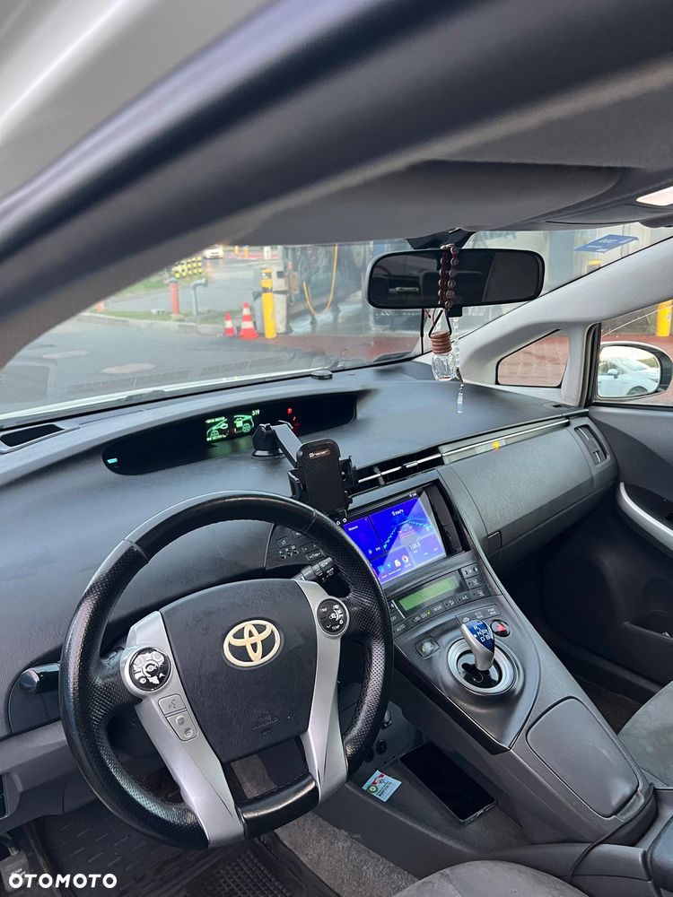Toyota Prius - 9