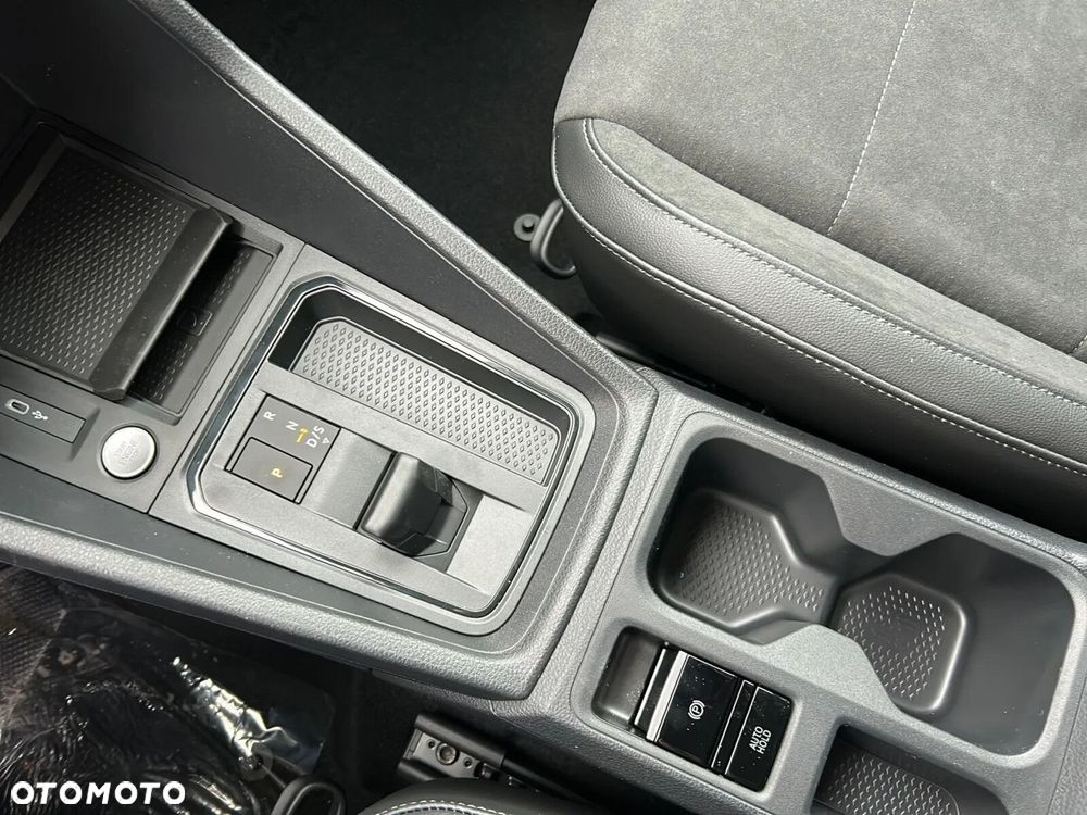 Volkswagen Caddy - 27
