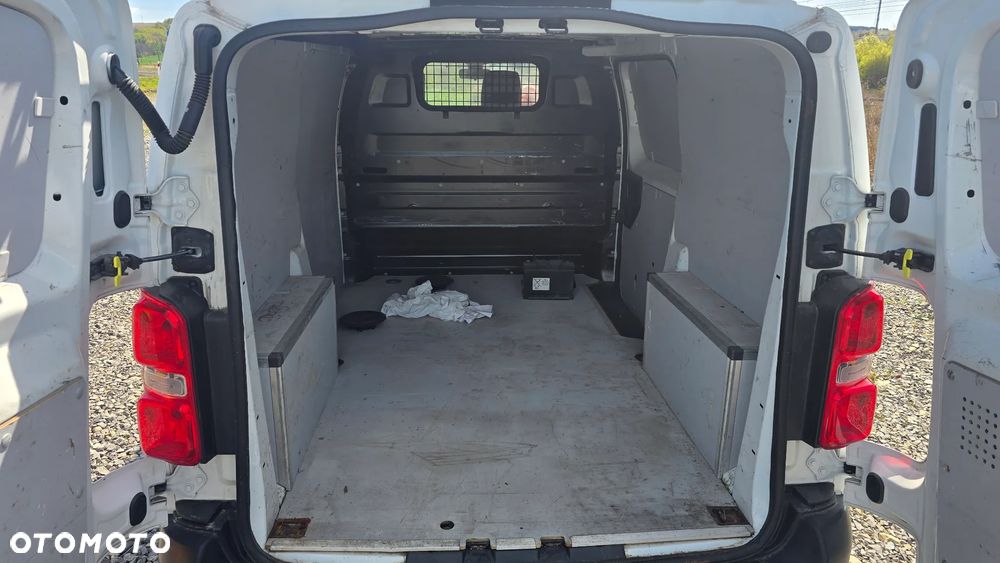 Peugeot EXPERT - 8